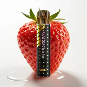 JNR Black&Golden 800 Puffs Jordbær Kiwi 2ml TPD - Online Store